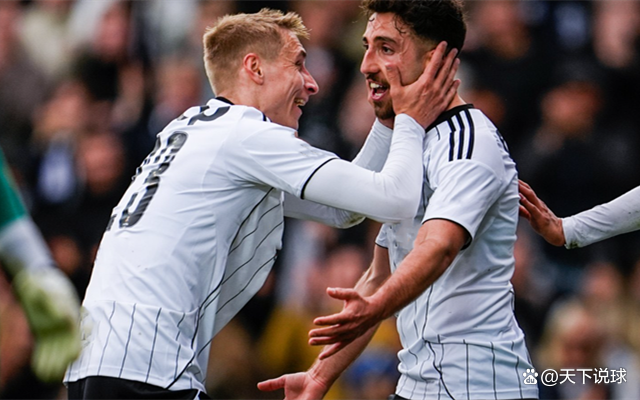 包含波尔图发布备战花絮，今晨状态回暖，亚冠任务艰巨，医务组通报恢复的词条