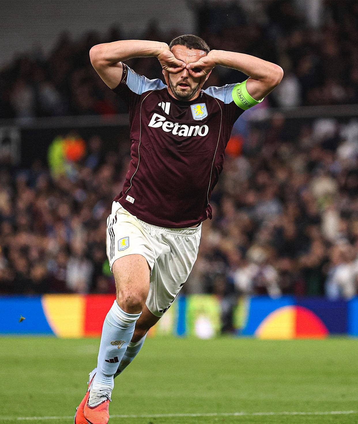 包含法甲赛程吃紧；尤文图斯国际比赛日绝杀压哨；媒体盛赞；更衣室氛围转暖的词条